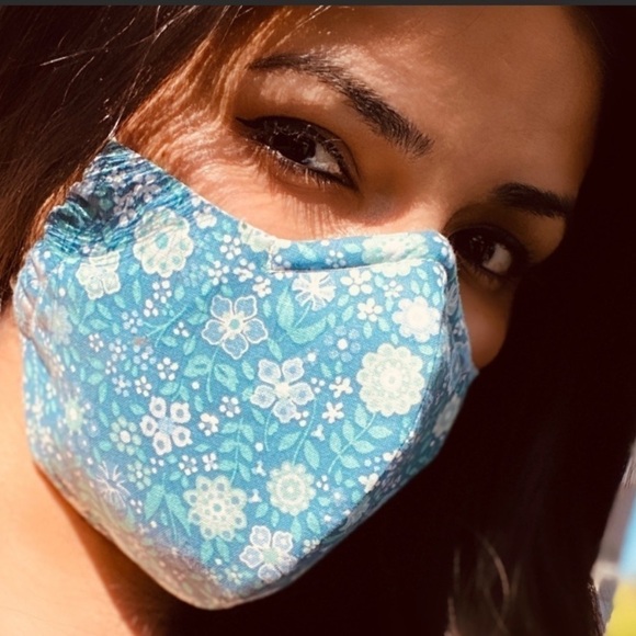 Handmade 3-Layer Cotton Face Mask with Filter - Picture 1 of 11